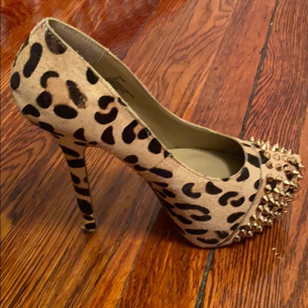 Steve Madden Pumps